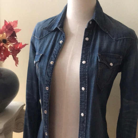 TRUE RELIGION - jean button up extra small - Picture 6 of 8